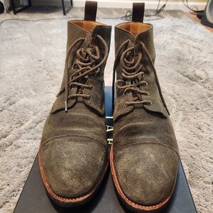 Taft Dragon Forest Green Boots Rugged Lace-Up Design Size 9 Mens Excellent